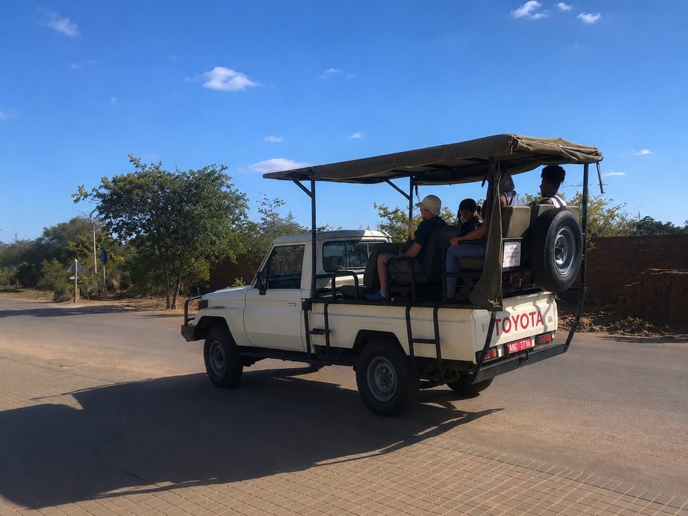 Marvel Travel guests on a Zimbabwean experience